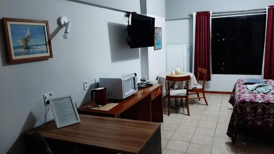 Flat A 2 Quadras Da Av Beira Mar, Um Dos Principais Pontos Turisticos De Fortaleza. Extérieur photo