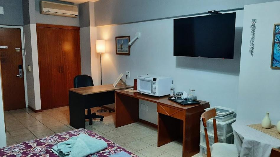 Flat A 2 Quadras Da Av Beira Mar, Um Dos Principais Pontos Turisticos De Fortaleza. Extérieur photo